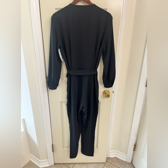 Scoop Women’s Jumpsuit Long Sleeve. Black in color. Size Small - Picture 14 of 14